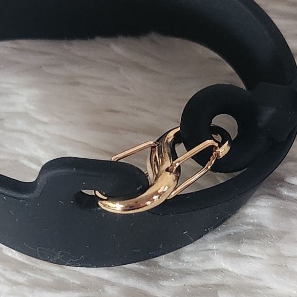 Silicone Universal Water Bottle Handle - Picture 3 of 10